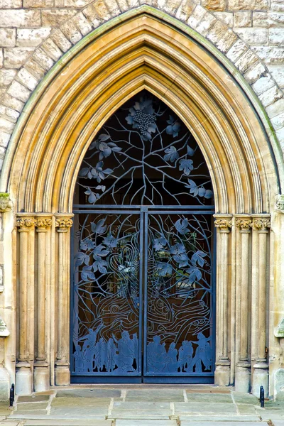 鉄製のドア — ストック写真