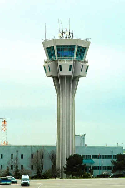 Torre dell'aeroporto di Ataturk — Foto Stock