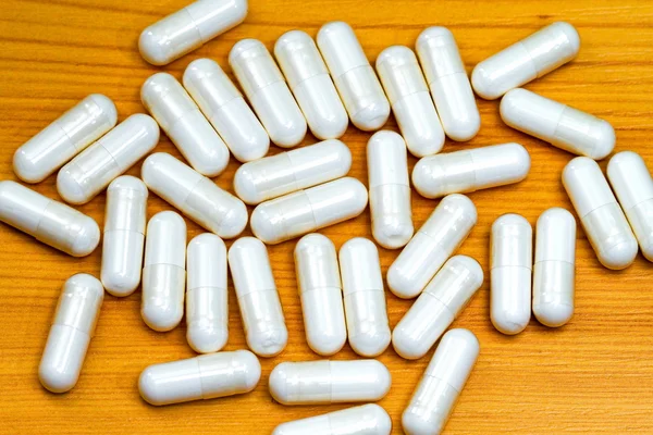 Капсульные таблетки — стоковое фото
