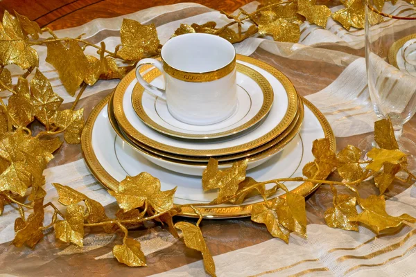 Golden crockery — Stock Photo, Image