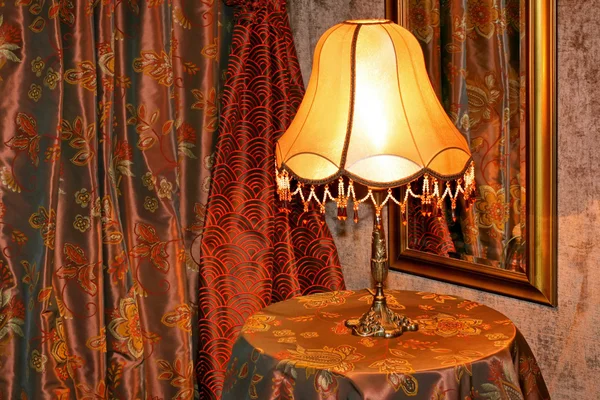 Горизонтальная лампа — стоковое фото