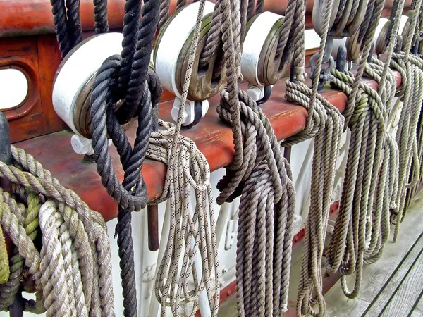 Sailship ropes — Stock Photo, Image
