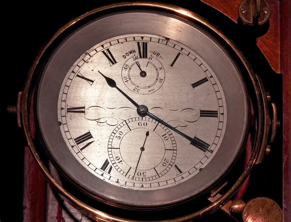 Alte Uhr — Stockfoto