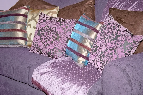 Travesseiros roxos — Fotografia de Stock