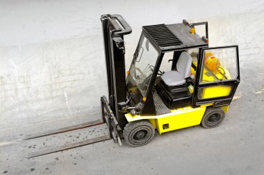 Forklift clipart