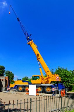 Big crane clipart