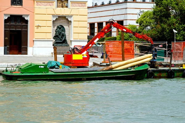 Venice maintenance — Stock Photo, Image