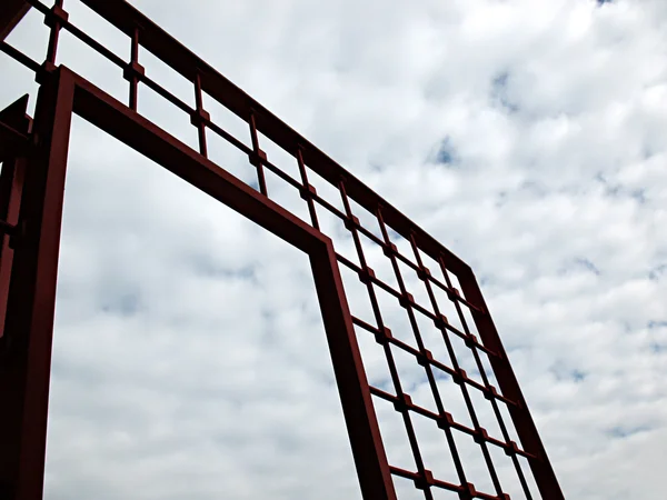 Czerwona brama do nieba — Zdjęcie stockowe
