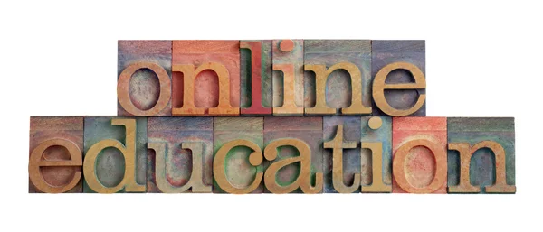 Онлайн-образование — стоковое фото