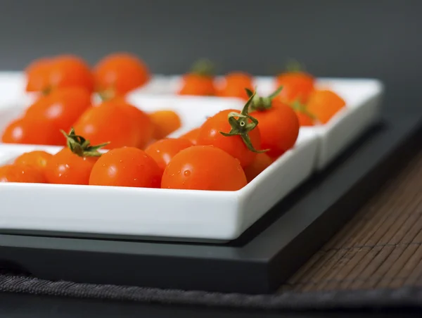 Pequenos tomates — Fotografia de Stock