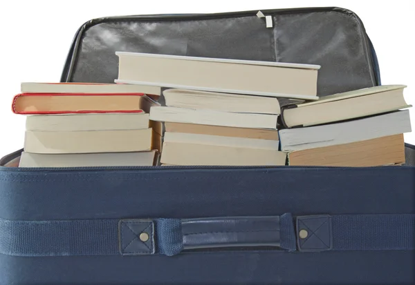 Βαλίτσα γεμάτη βιβλία — Φωτογραφία Αρχείου