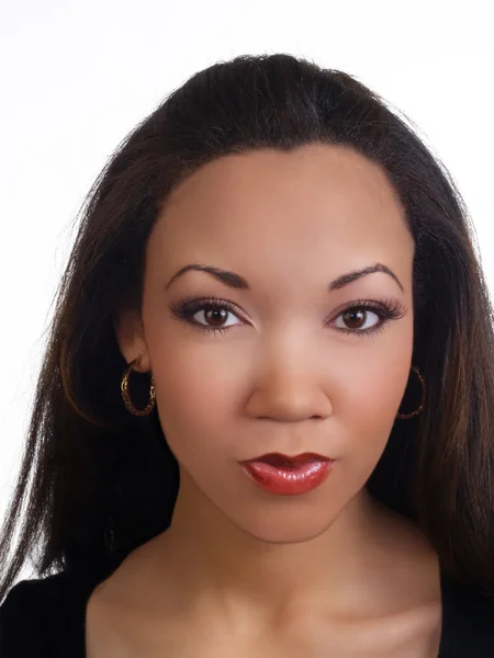 Fiatal fekete nő portréja a szép szemek — Stock Fotó