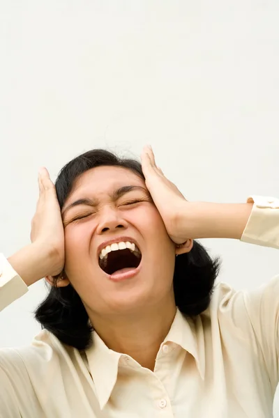 Asiatiska affärskvinna med huvudvärk uttryck — Stockfoto