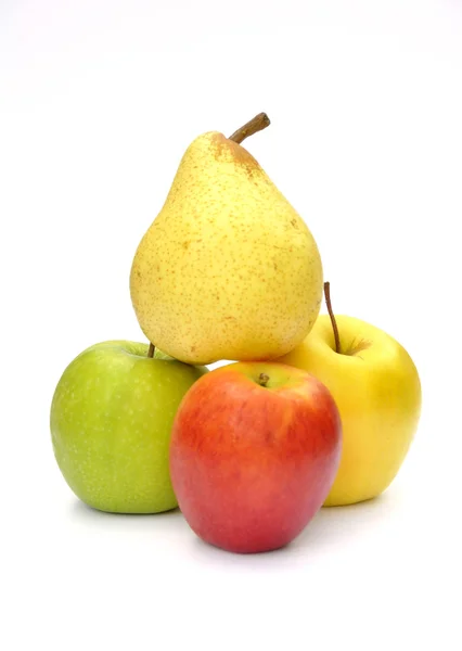Manzanas y pera — Foto de Stock