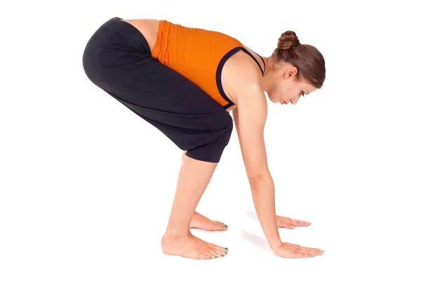 Žena cvičí jóga cvičení — Stock fotografie