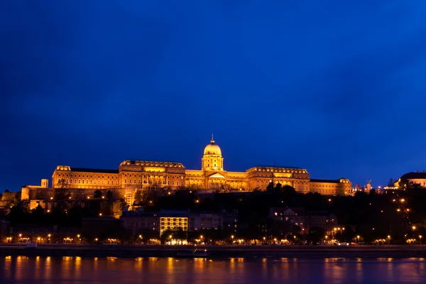Luces nocturnas en Budapest —  Fotos de Stock