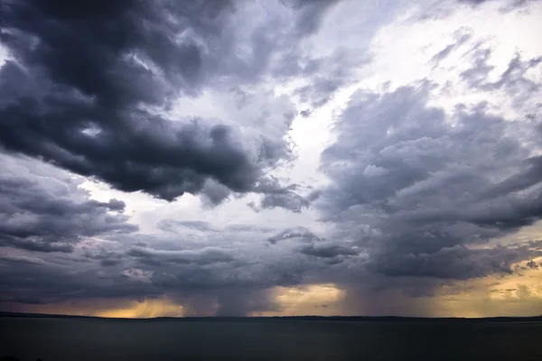 Tempête sur le lac Balaton-Hongrie — Photo