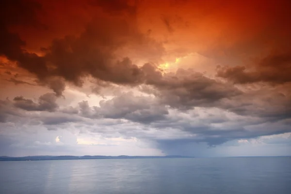 Tormenta sobre el lago Balaton-Hungría —  Fotos de Stock