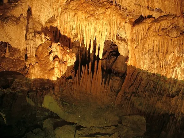 Interior da caverna — Fotografia de Stock