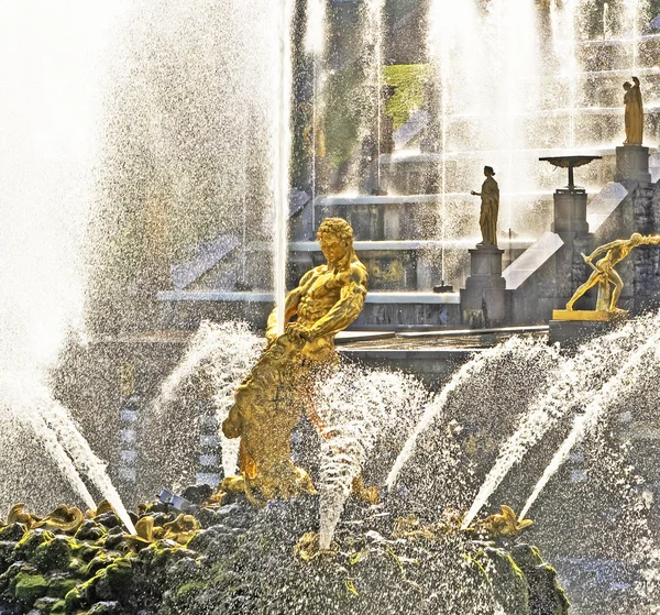 Samson and the Lion Fountain — Stock Photo, Image