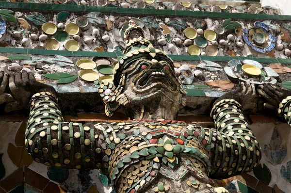 Wat arun - templul zorilor — Fotografie, imagine de stoc