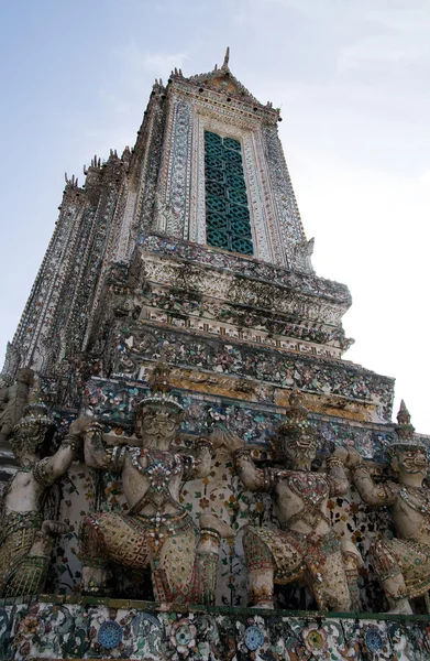 Wat arun - o templo da alvorada — Fotografia de Stock
