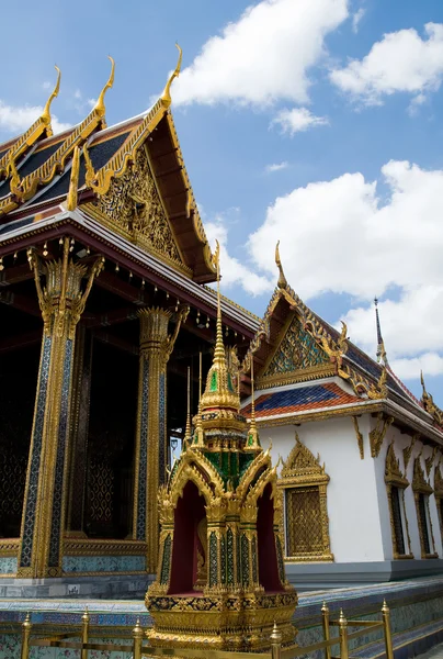 Thai buddhist temple Wat phra kaeo — Stock Photo, Image