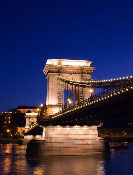 布达佩斯链桥 — 图库照片