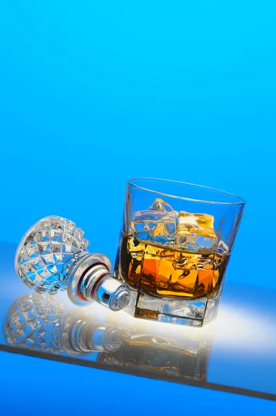 Viski ve sürahi üst — Stok fotoğraf