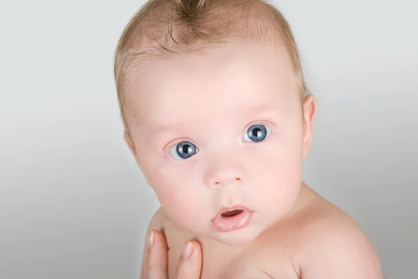 Schönheit baby boy — Stockfoto