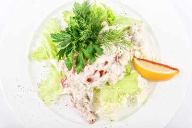 Deniz ürünleri salatası