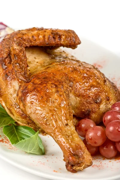 Halv grillad kyckling — Stockfoto