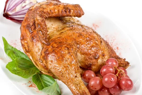 Połowa pieczony kurczak zbliżenie — Zdjęcie stockowe