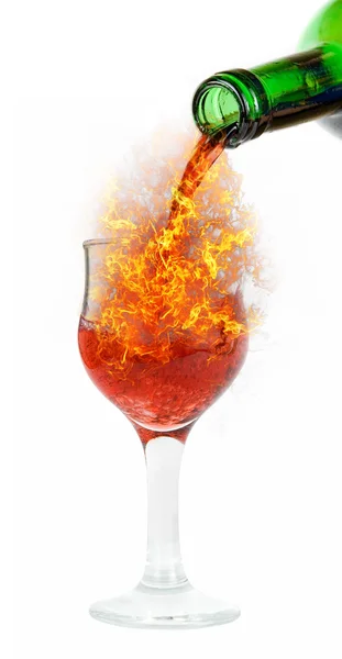 Öntsük a tűz vörös bor — Stock Fotó