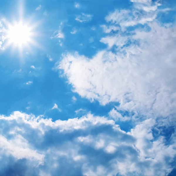 Sunshine and clouds — Stock Photo, Image