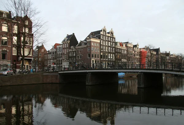 市场的阿姆斯特丹新渠道 — 图库照片