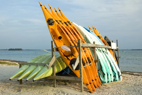 Kayaks Lined Up — Stock Photo, Image