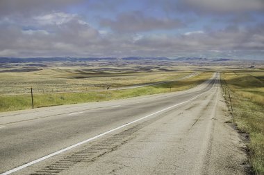 Montana Otoban düşük bulut tavan ile