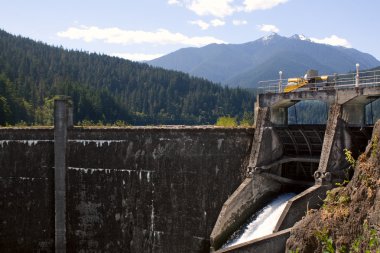 Torre del agua glines canyon dam