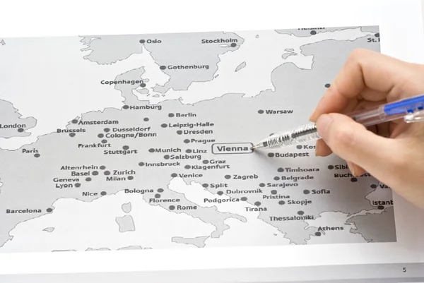 Vídeň na mapu Evropy — Stock fotografie