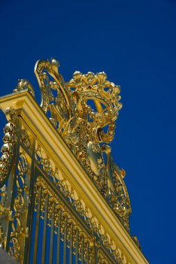 versailles Sarayı'nın altın kapı Detayı. Fransa