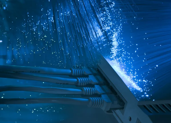 Cabo de rede com fibra óptica — Fotografia de Stock