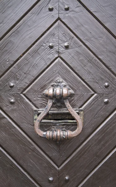 钢中世纪门环 — 图库照片