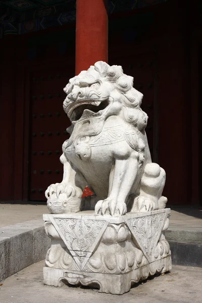 石狮雕塑在 china1 — 图库照片