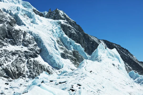 Alte montagne — Foto Stock