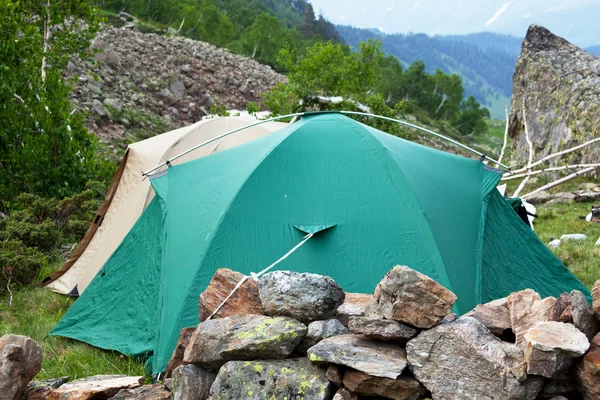 산에서 텐트 — 스톡 사진