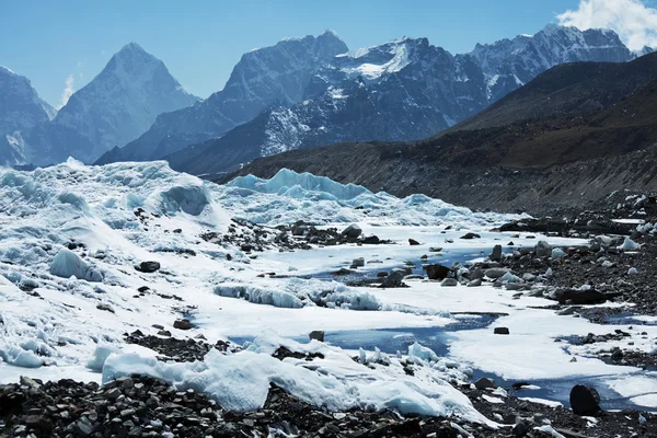 Himalayan βουνά — Φωτογραφία Αρχείου