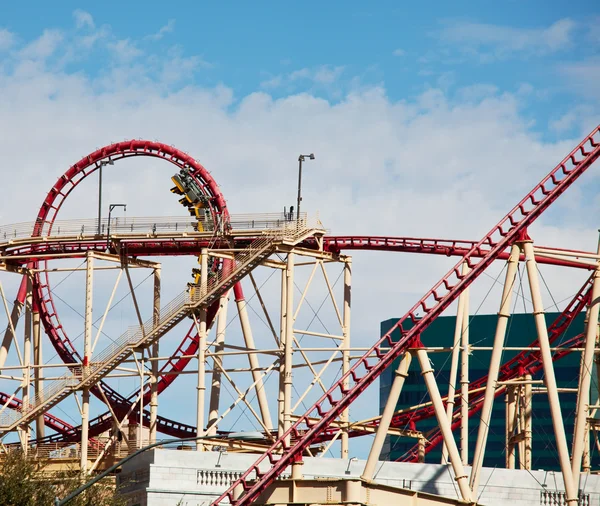 Big Apple Roller Coaster Las Vegas Stock Photo - Download Image Now - Las  Vegas, Rollercoaster, 2015 - iStock