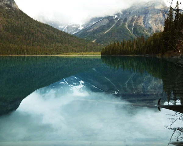 Lago canadense — Fotografia de Stock