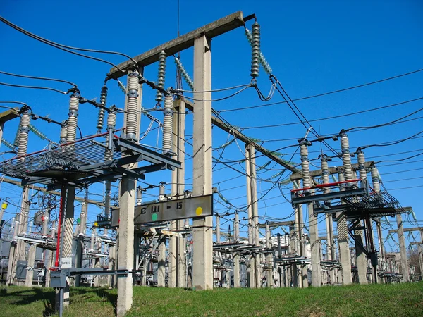Conversores elétricos de alta tensão — Fotografia de Stock